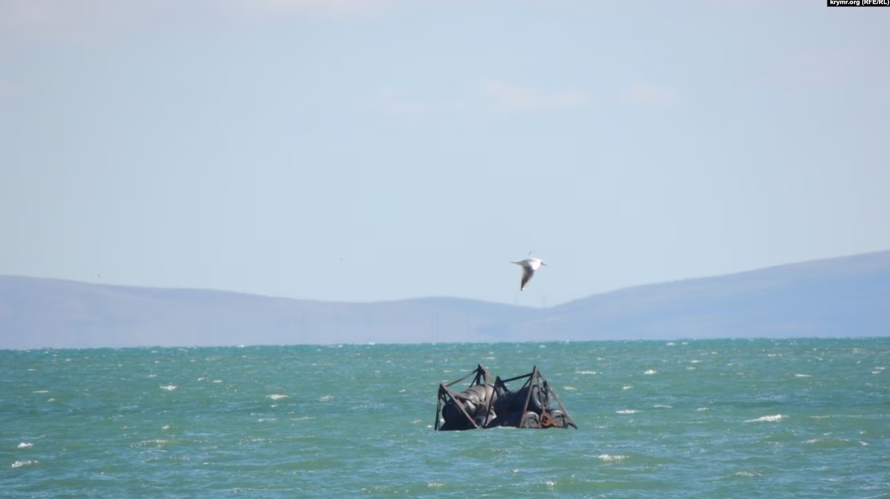 Floating Boom Barriers near Kerch Used to Protect Crimean Bridge from Russia