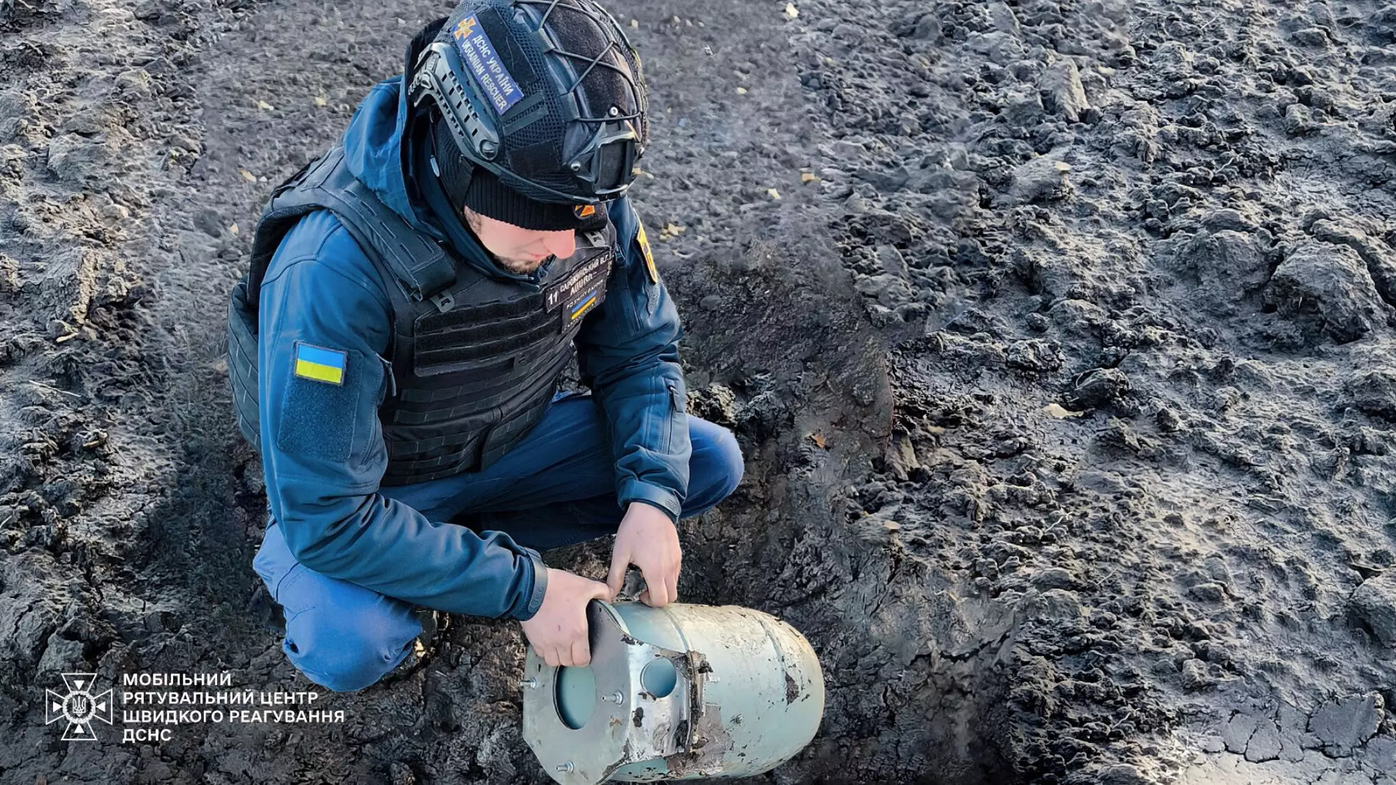 The State Emergency Service of Ukraine successfully eliminated the Geran-2 UAV equipped with explosives Defense Express Ukrainian Pyrotechnicians Dismantle Armed Geran-2 Drone in Kyiv Region (Photos)