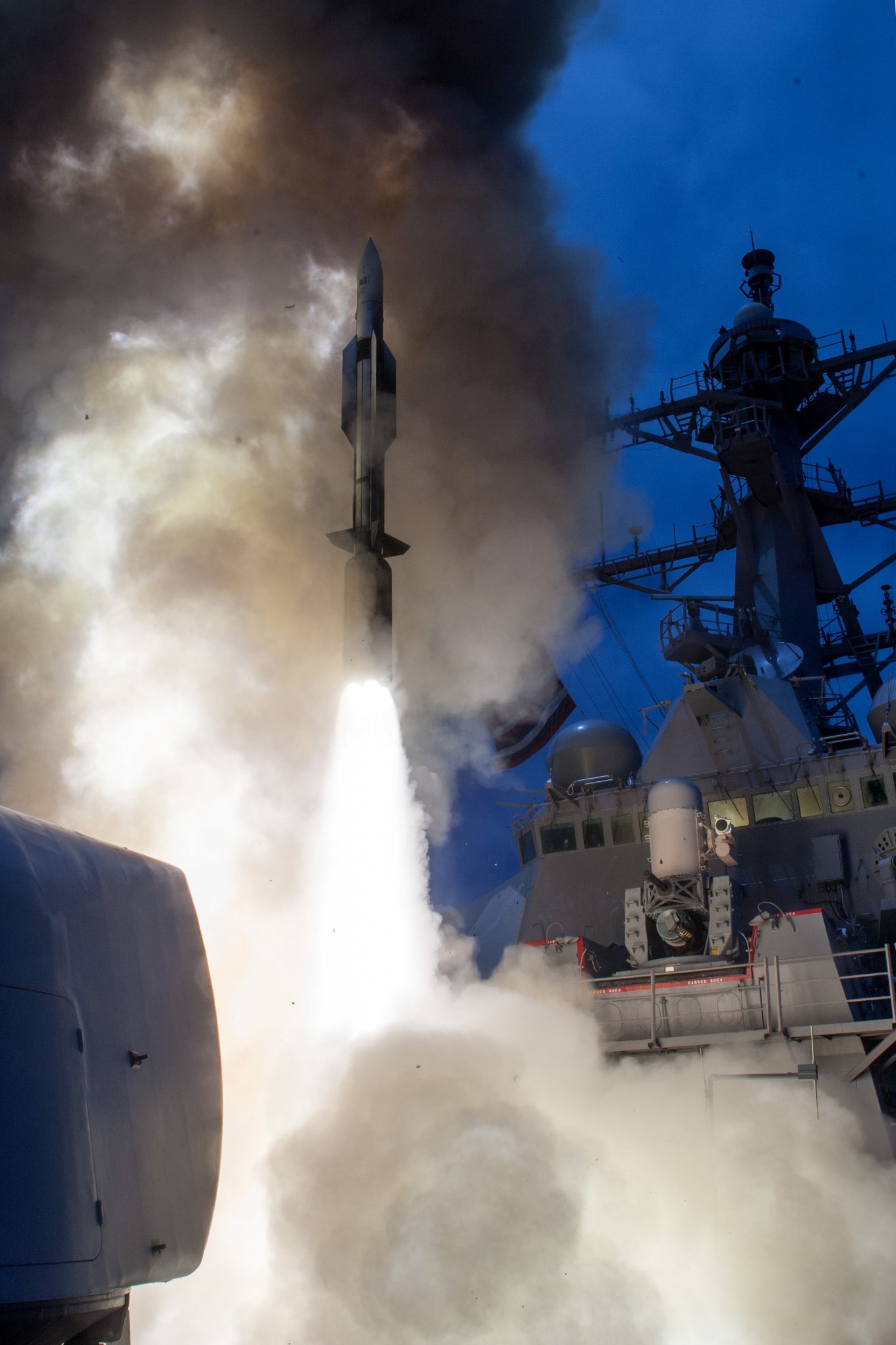 The SM-2 missile launch Defense Express