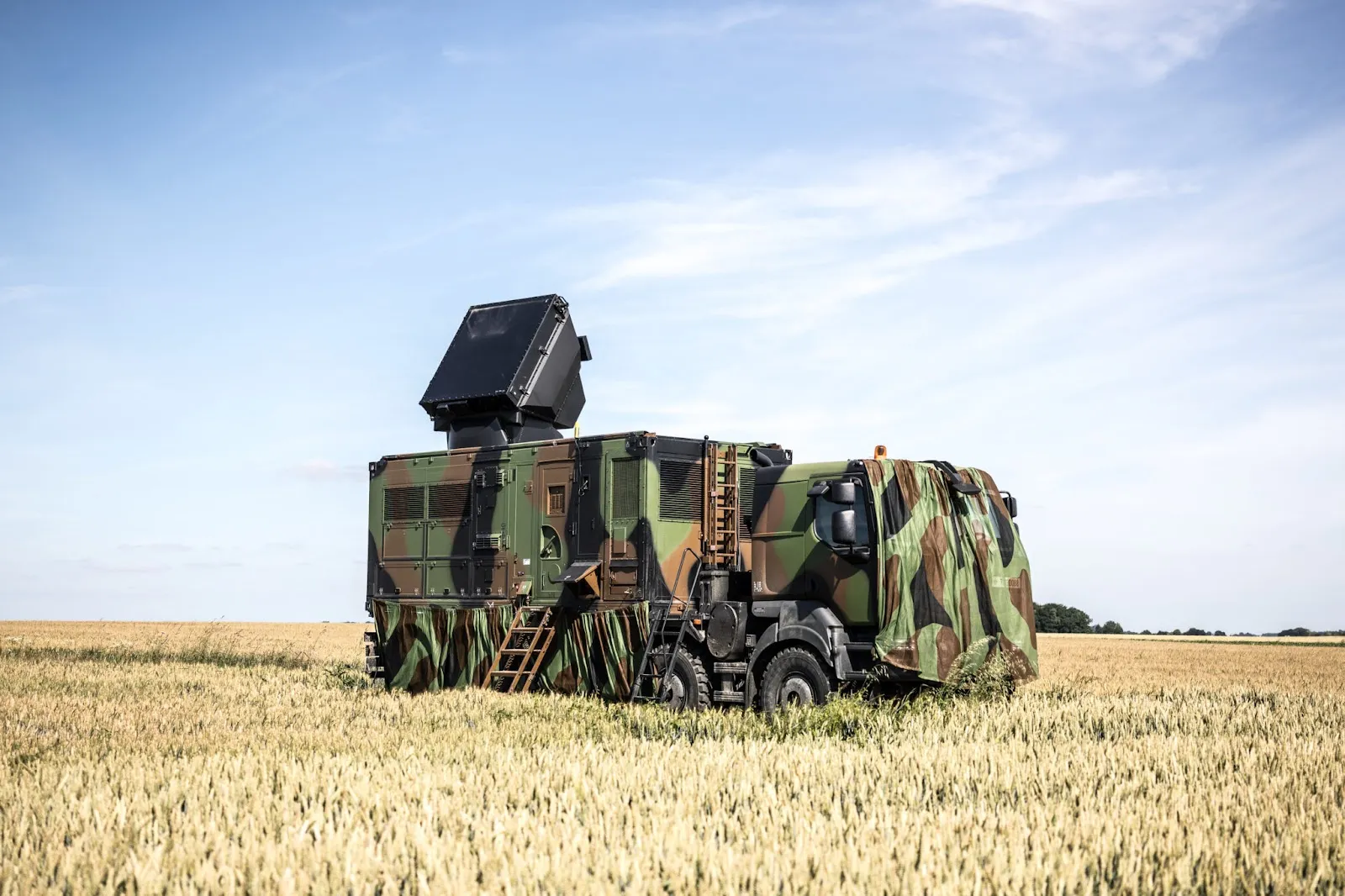 The Arabel radar, employed in the current operational SAMP/T system / Defense Express / Anti-Ballistic Radar For SAMP/T NG Missile Defense System Has Passed FAT Tests