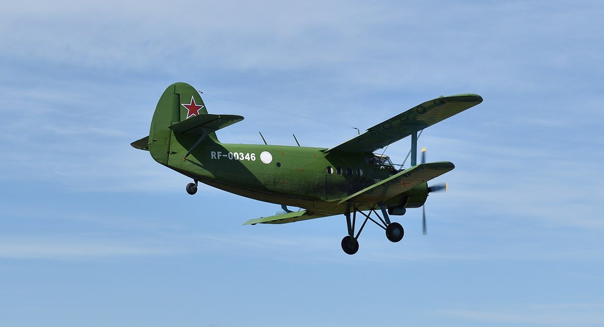 Before russia launched its full-scale invasion of Ukraine, it used An-2 aircraft for training paratroopers