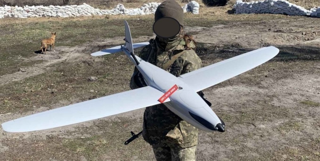 Ukrainian soldier with the RQ-35 Heidrun drone by Sky Watch, Defense Express