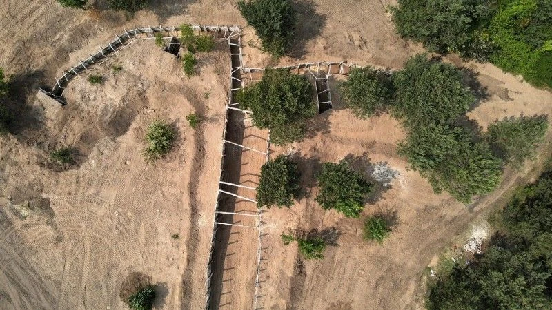 Bird's-eye view of the closed artillery position / Defense Express / Artillery Goes Underground, or How Polish Military Learns Fortification Building From Ukrainian War Experience