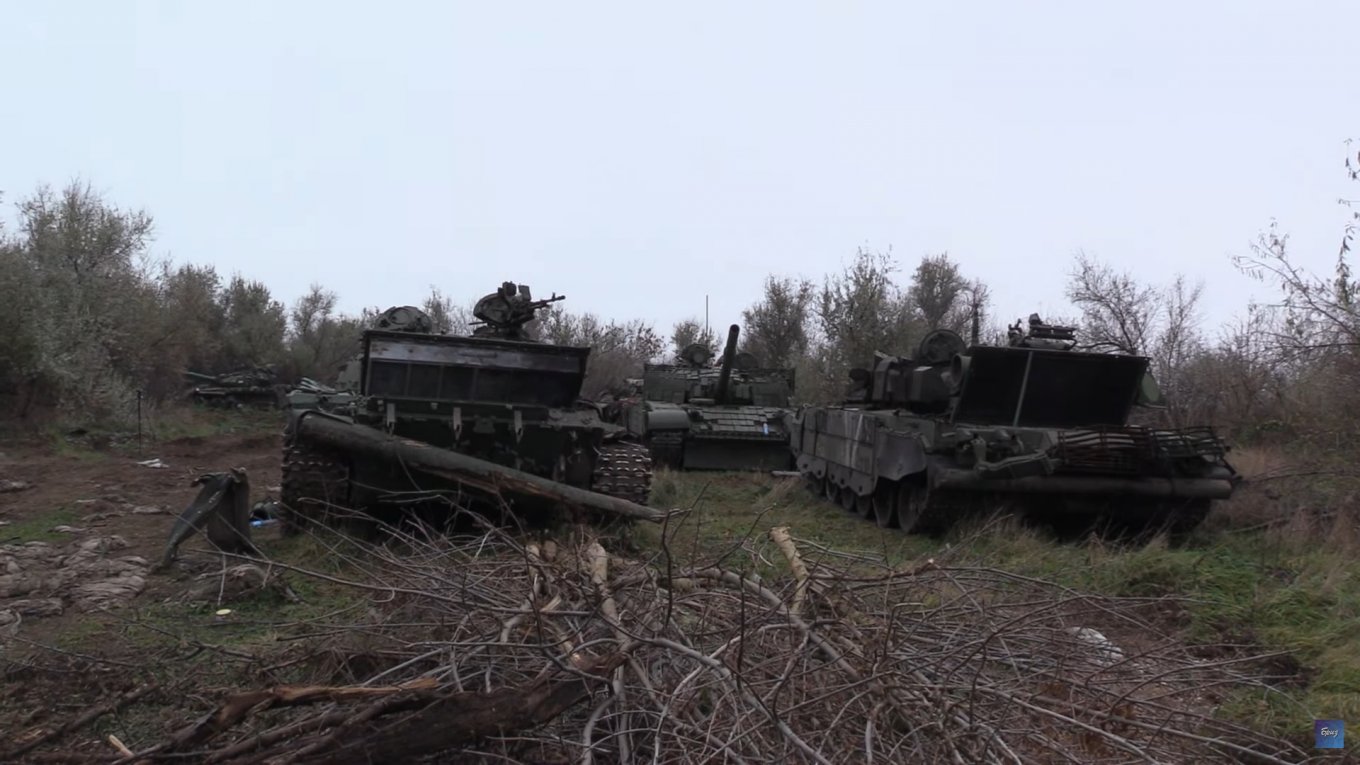 russian equipment abandoned in the Kherson region