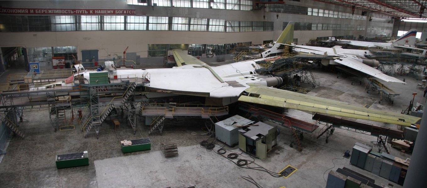 Partially built Tu-160s on the slipways of the Kazan Aircraft Plant, Defense Express