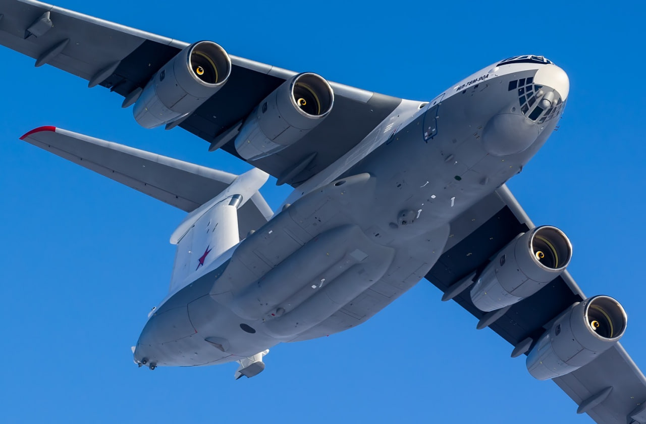 Why is China Interested In Russian Il-78 Aerial Tankers, Did russians Manage to Sell Themб Il-78M-90A tanker aircraft