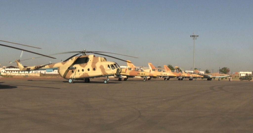 Russians Showed Their Aircraft From Storage, Which Impressed the Kremlin's Satellites In Africa, Defense Express, war in Ukraine, Russian-Ukrainian war