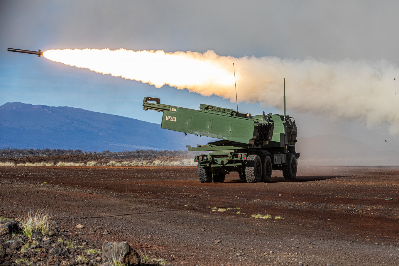 Defense Express, Poland to Receive First HIMARS with ATACMS on May 15, How Long Warsaw Waited and What It Cost