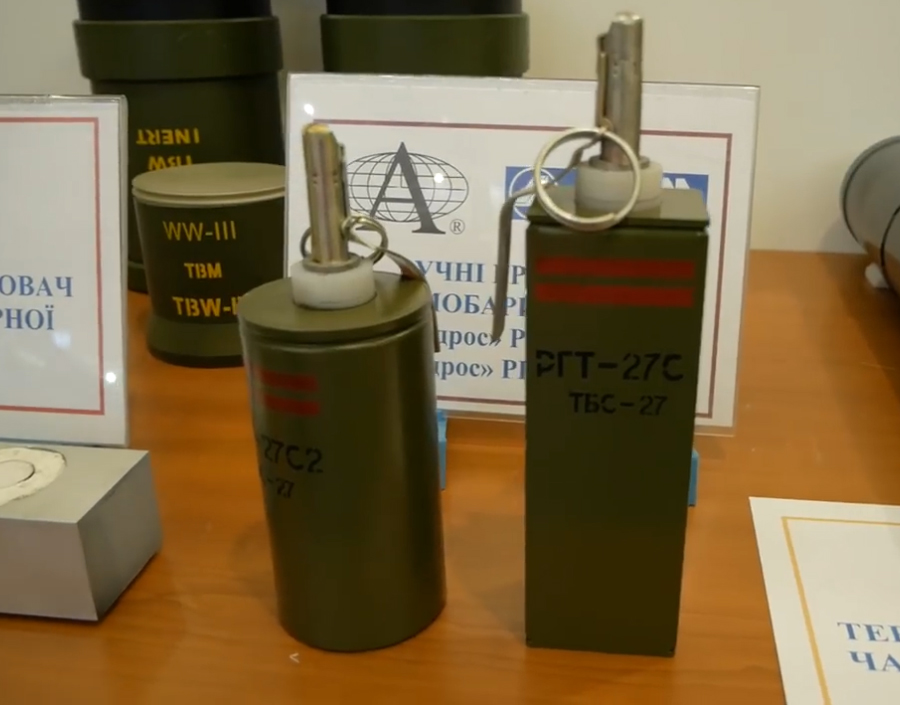 What Are Ukraine's New RGT-45, RGT-45A Thermobaric Grenades and How Do They Differ From RGT-27S2