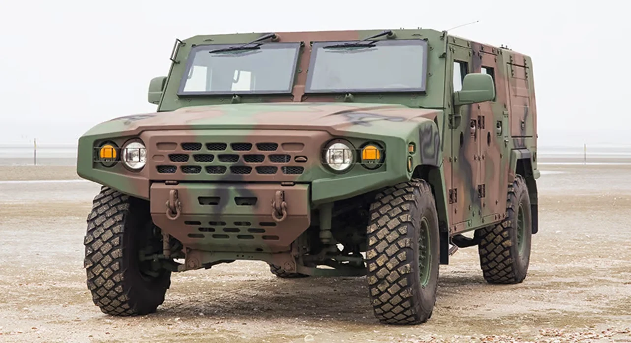 UK May Replace Land Rover Defenders with South Korean KLTVs — Could Ukraine Receive Old Vehicles?, Defense Express