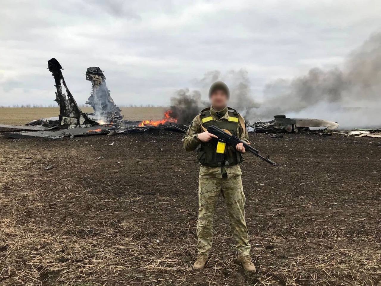 Burning remnants of a Su-30SM fighter downed in March 2022. Photo published on September 6, 2022
