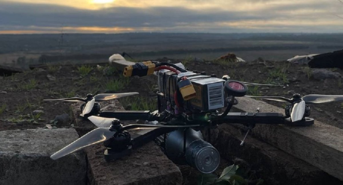 A typical FPV drone used by Ukrainians, called Pegasus: a quadcopter with an attached directional explosive