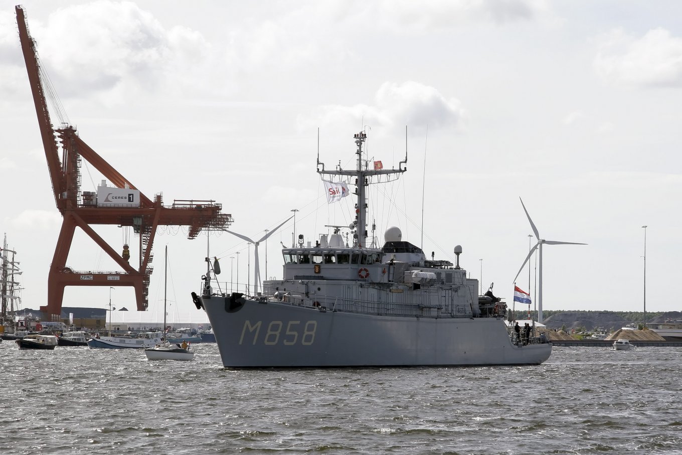 Dutch Alkmaar-class minehunter, Ukrainian Navy Receives Two Minehunters from Belgium and the Netherlands, with Another One on the Way, Why This Matters
