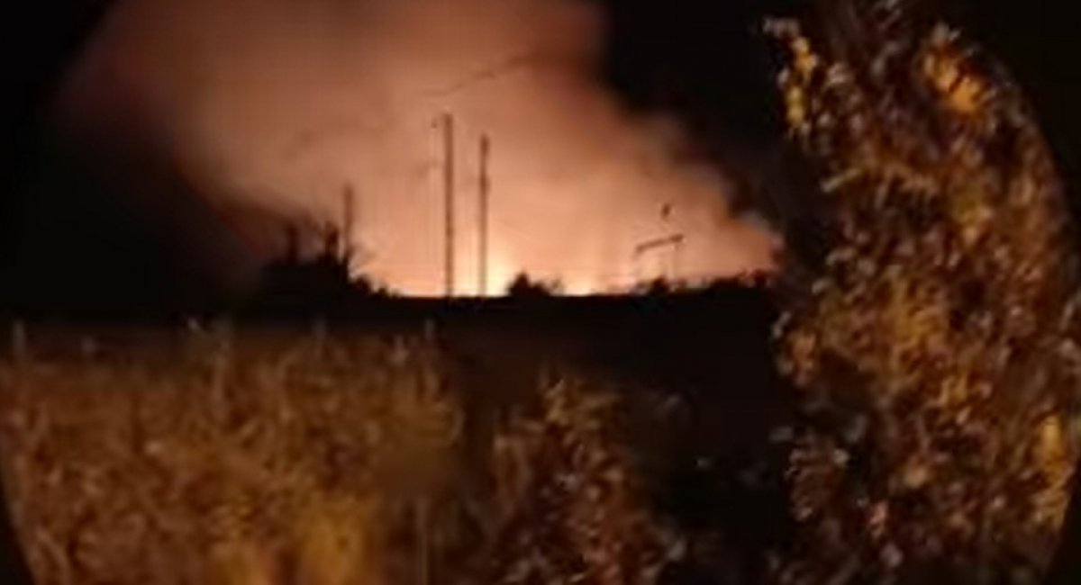 Ukraine Strikes russia's Fuel and Drone Infrastructure in Volgograd, Bashkortostan, and Belgorod, Fire in Valuyki following a UAV attack, September 2025