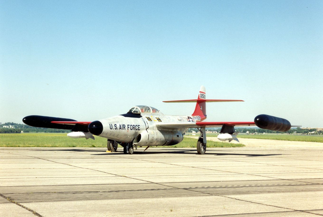 F-89 equipped with Ding Dong, MB-1 Genie, Exactly 68 Years Ago, United States Fired a Nuclear Air-to-Air Missile Directly Above U.S. Air Force High Ranked Officers