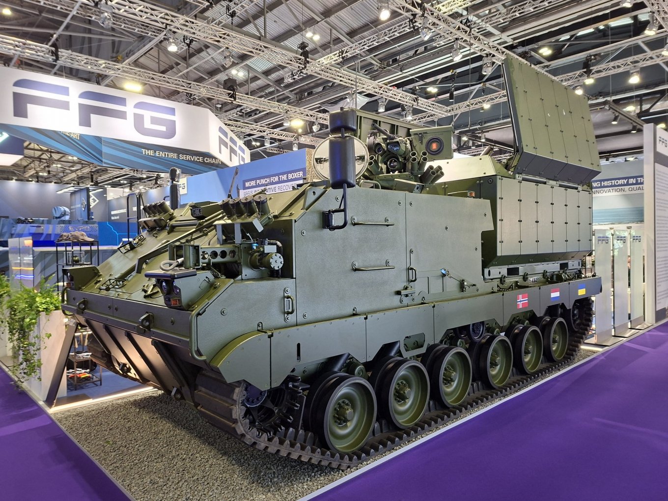 MWS120 Ragnarok self-propelled mortar on ACSV G5 tracked chassis at DSEI 2025
