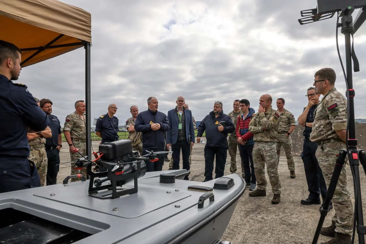Inspired by Ukraine, Britain Integrates FPV Drones into Naval Drones, Defense Express