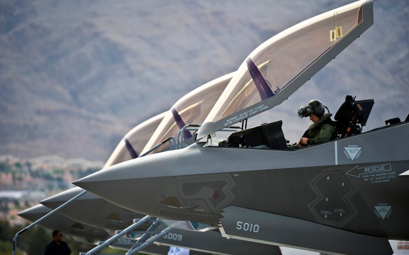 F-35 fighter with open cockpit canopy / Photo credit: U.S. Air Force