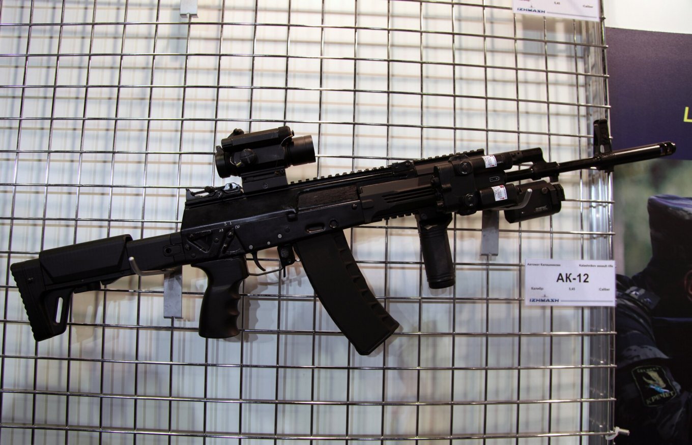 The first prototype model of the AK-12, displayed at a military expo in 2012