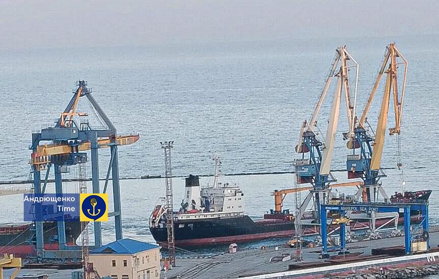 russians Use Occupied Port in Mariupol to Transport Military Cargo, Defense Express