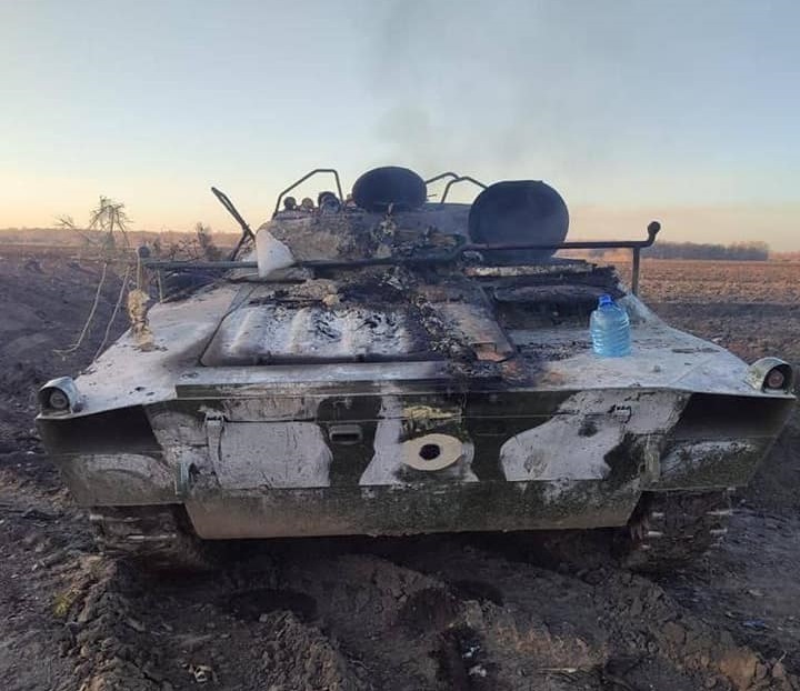 Ukrainian Soldiers Found a Rare russian UR-77 ‘Meteorit’ Demining Vehicle in the Woods (Video)