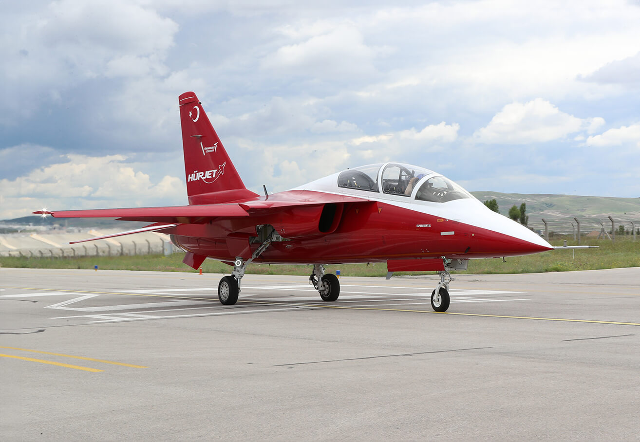 TAI Hürjet supersonic advanced jet trainer and light combat aircraft