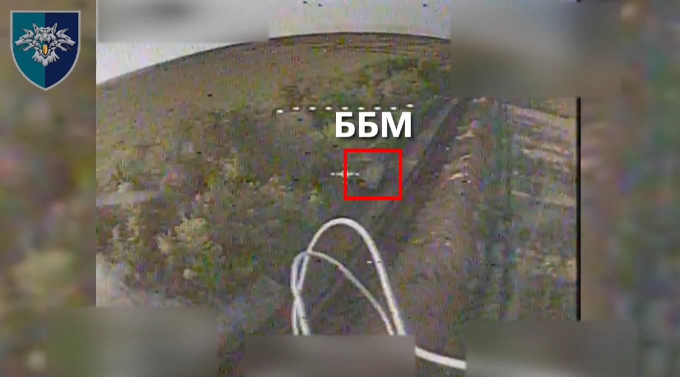 Ukrainian Kamikaze Drones Destroy russian T-72 Tank and Two Armored Vehicles (Video), Defense Express