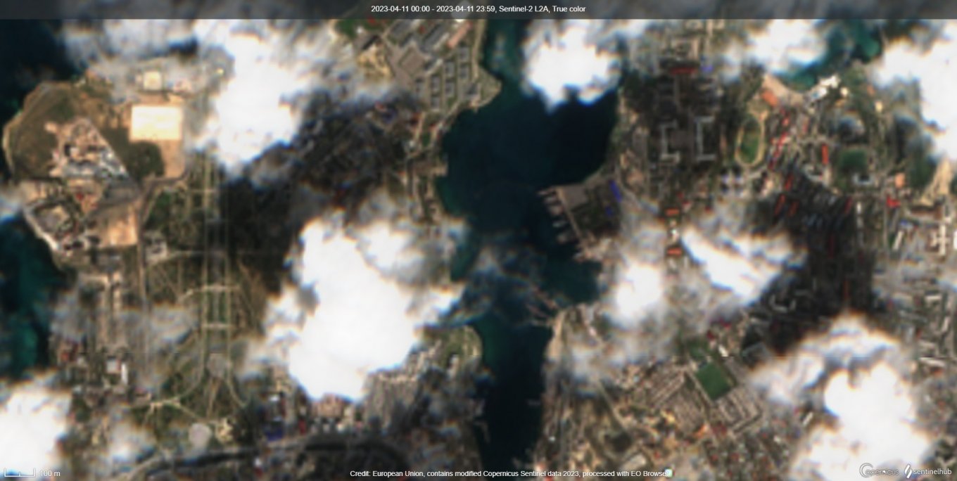 The most relevant image of the Striletska Bay from Sentinel satellite, taken on April 11