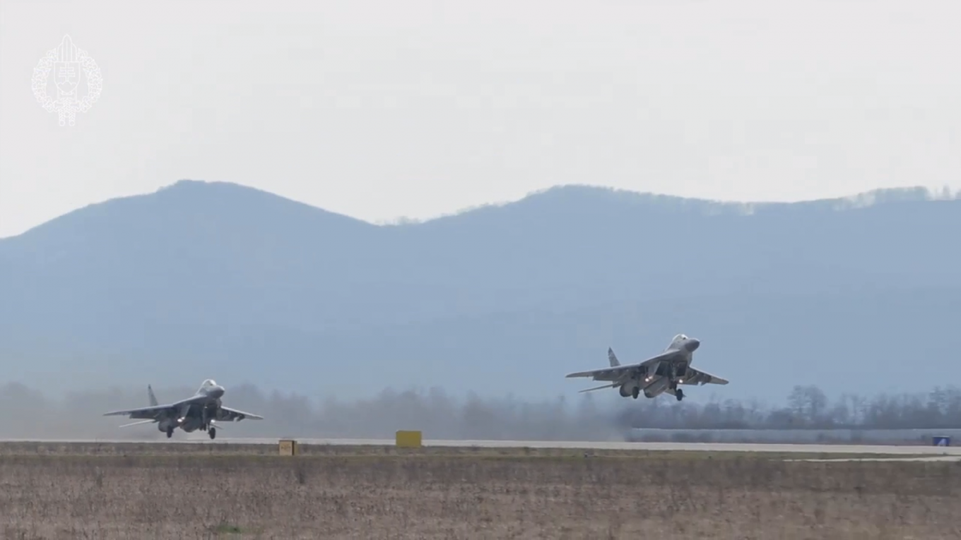 First of Slovak MiG-29SA fighters depart for Ukraine