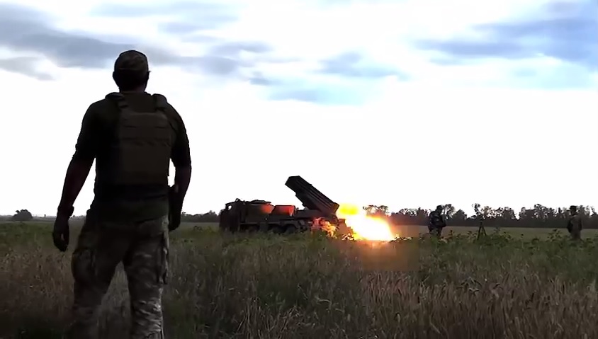 The Ukrainian Military Showed How They Eliminate Invaders with the Czech RM-70 Vampire MLRS, Defense Express