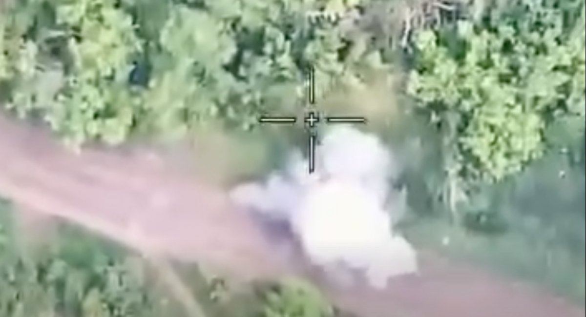 Ukrainian paratroopers reported successful strikes on russian supply movements and artillery positions Defense Express Ukrainian Robotic System Outsmarts russian FPV Drone Ambush (Video)