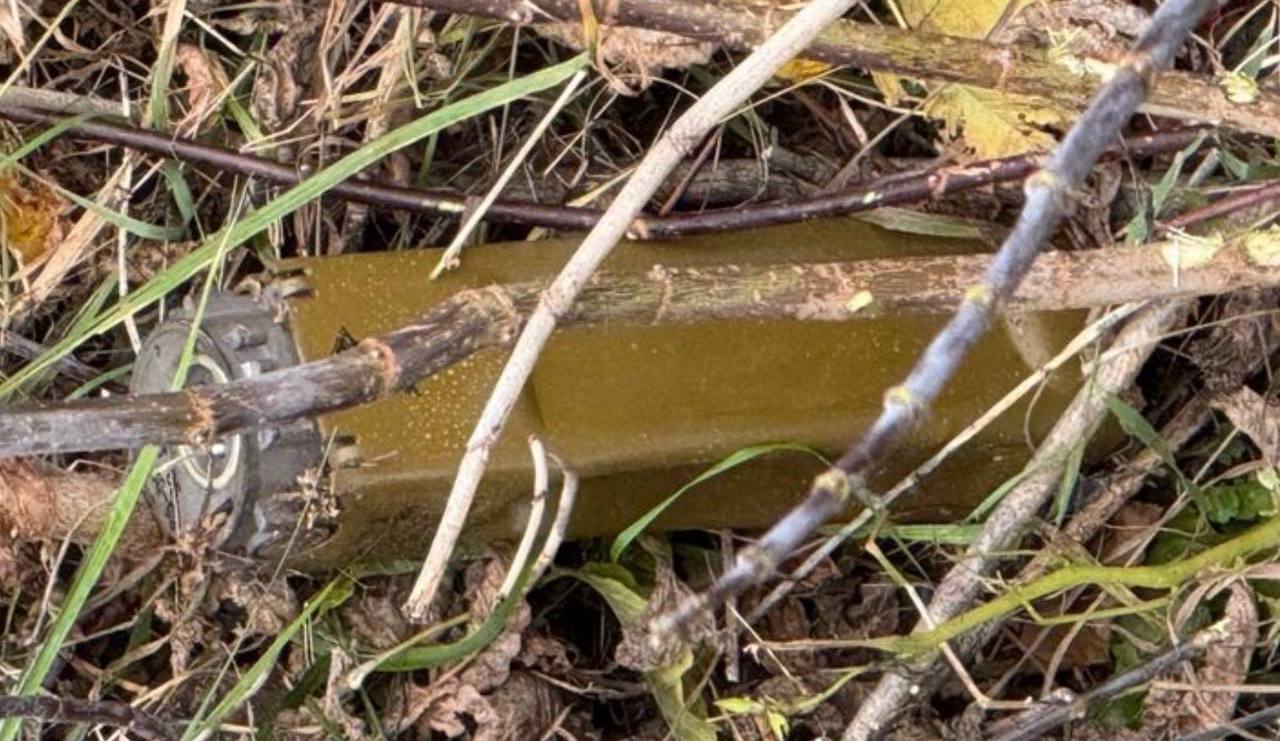 russian forces have begun attaching anti-tank mines under the Shahed drones Defense Express russia Equips its Shahed Drones with Anti-Tank Mines in Attacks on Sumy Region (Photos)