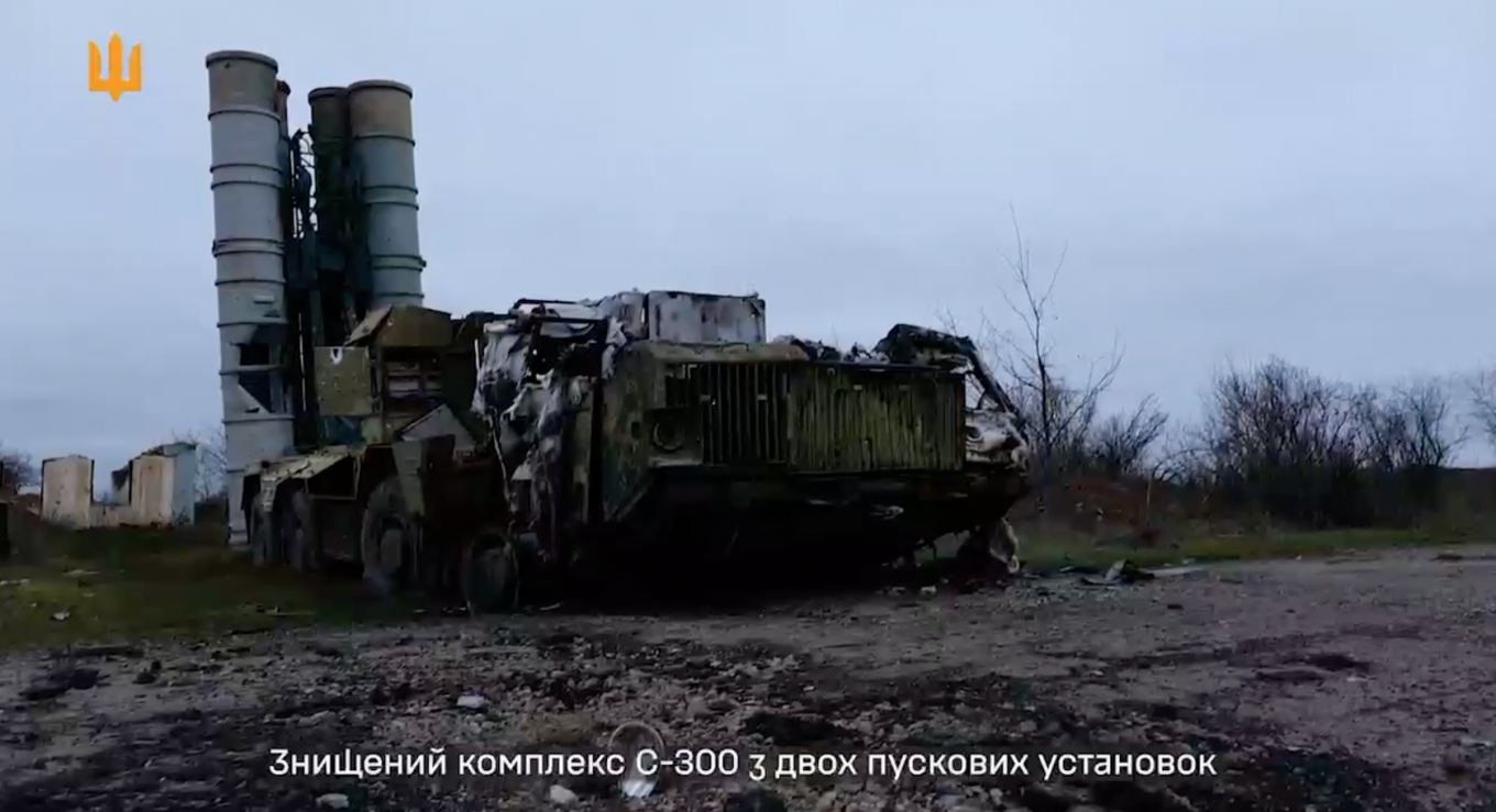 russian S-300 destroyed with an M982 Excalibur munition, according to Ukrainian artillerymen