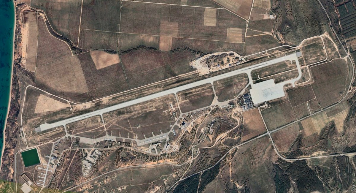 The Belbek air base, Defense Express