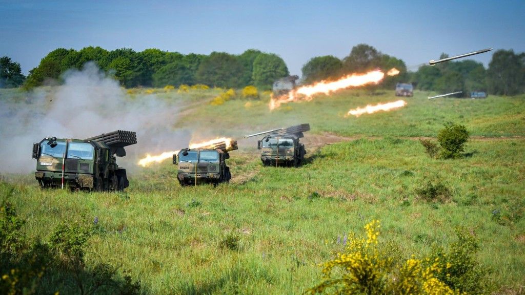 WR-40 Langusta rocket systems / Defense Express / Polish Langusta Upgrade Shows How to Increase Range of BM-21 Grad MLRS to 70 km and Why It Matters
