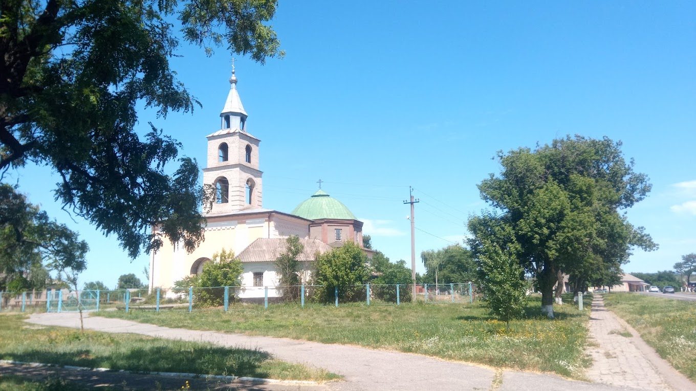 Ukrainian Forces Liberate One More Settlement After Crushing russian Troops and Taking Captives, The Orthodox charch in the settlement of Zarichne in Donetsk region beforo russia`s invasion