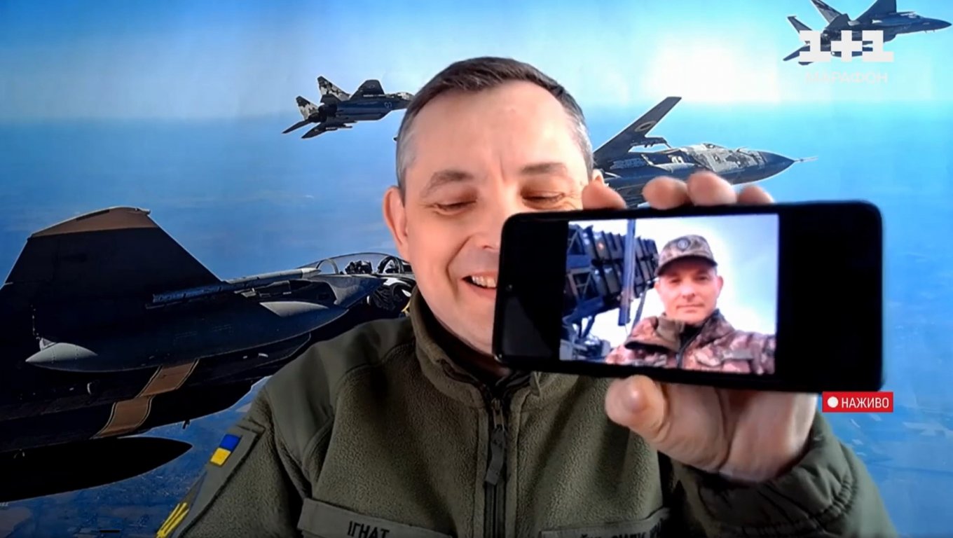 Yuriy Ihnat, the spokesman for the Ukrainian Air Force Command said on the air of the national news telethon that a division of Patriot air defense system is already on combat duty in Ukraine, Defense Express