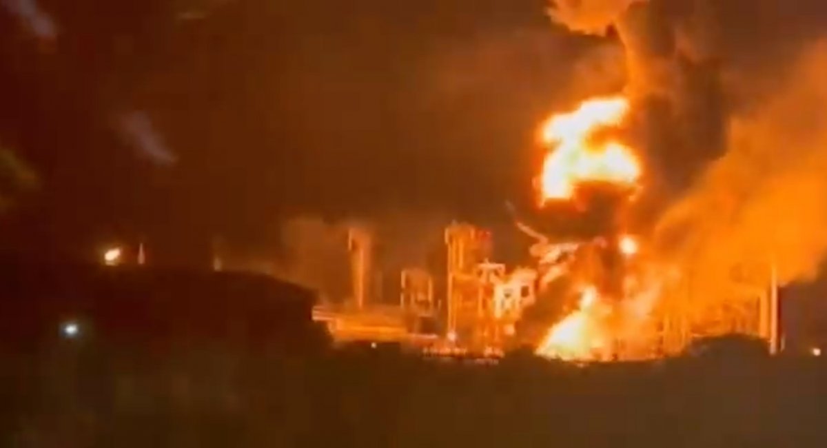The Afipsky oil refinery on fire / screenshot from video