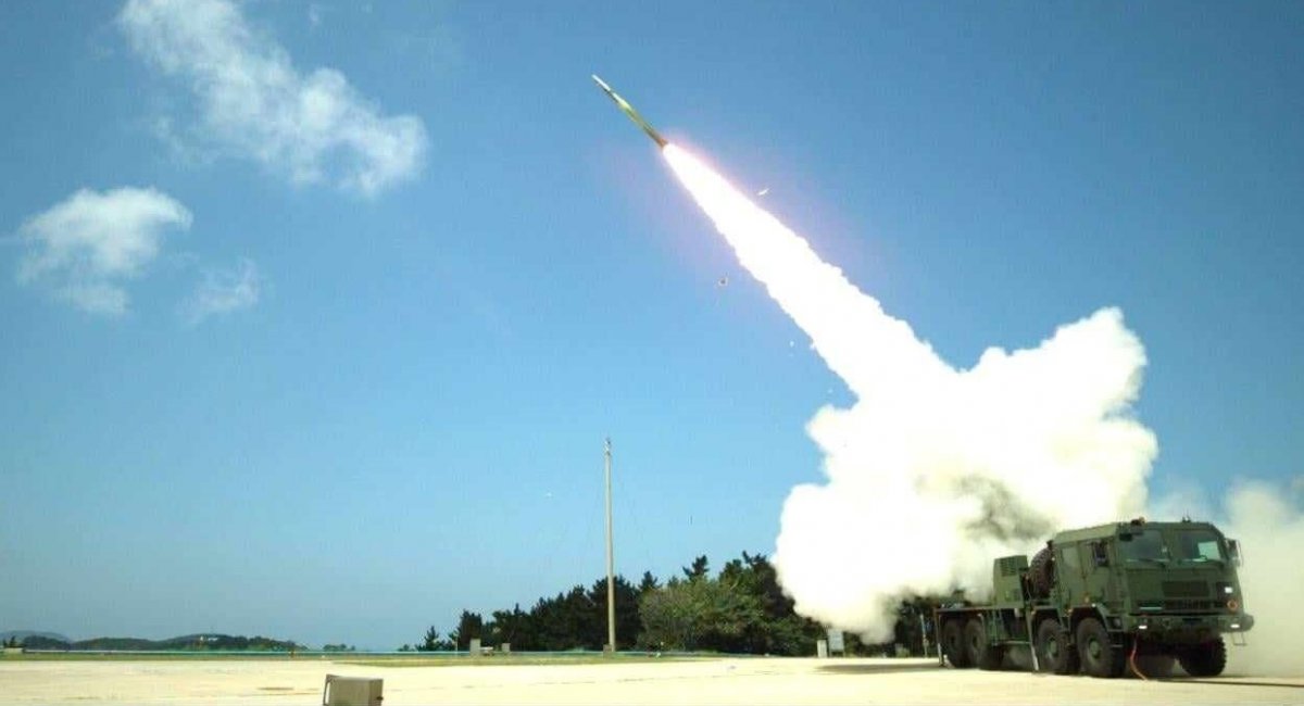 Firing from MLRS Homar-K, or K239 Chunmoo