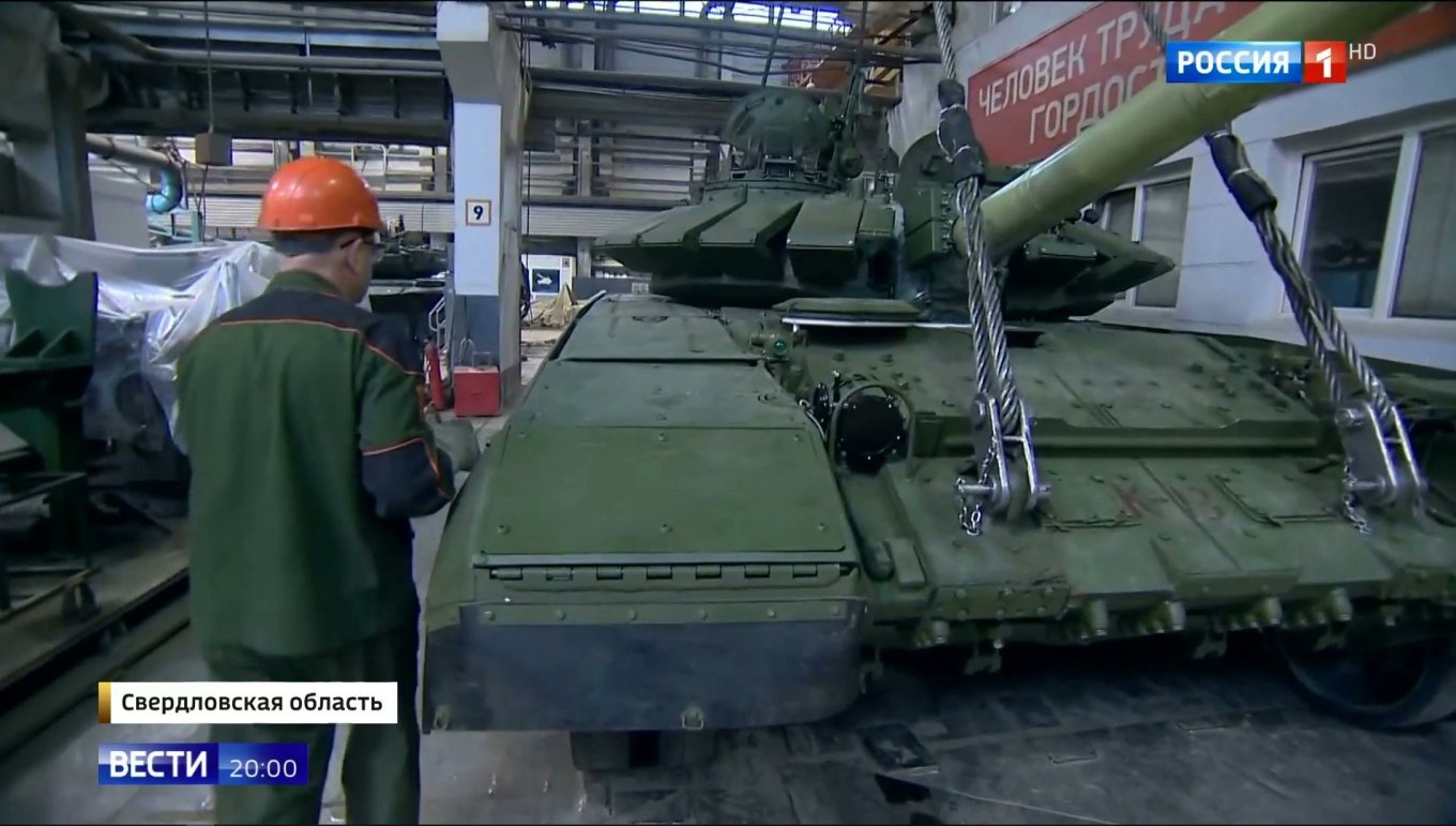 The russian Army Receives the T-72B3M’s That Were Upgraded at 