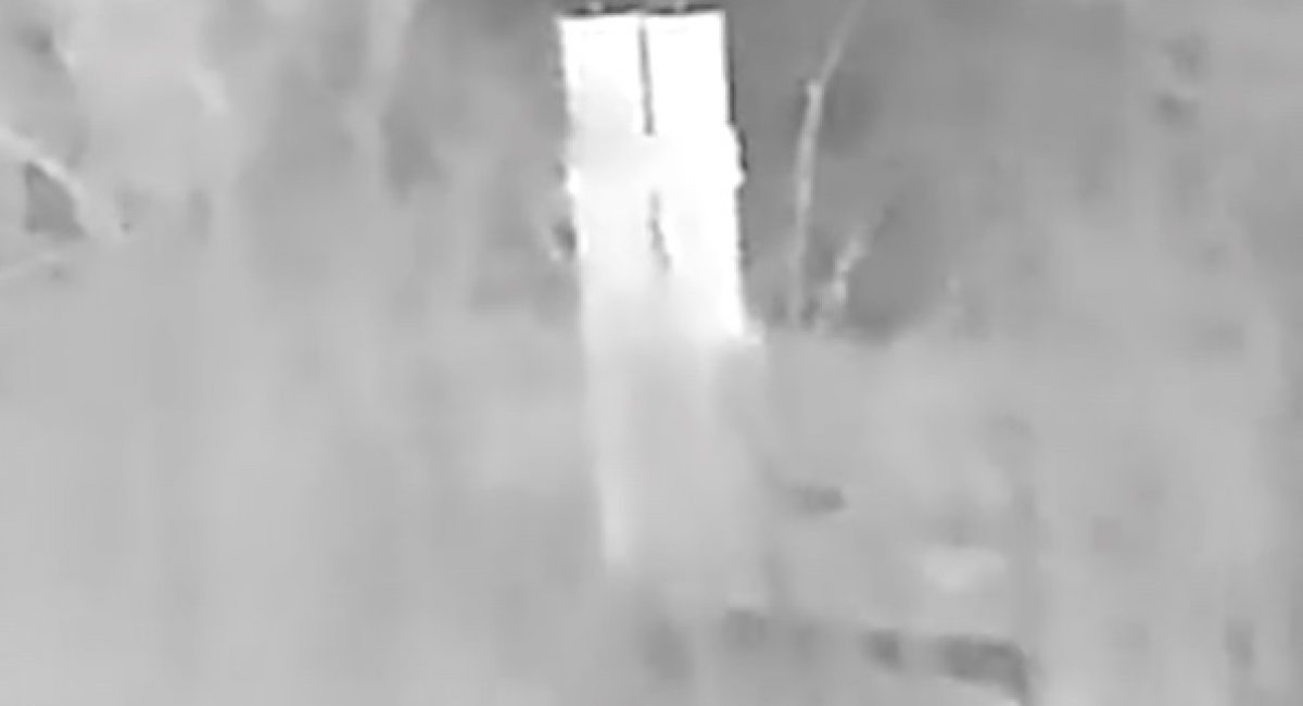 russian S-300V air defense system Defense Express Ukraine Knocks Out One of russia's Rarest EW Assets Near Vovchansk (Video)