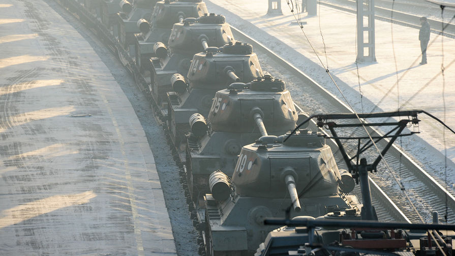 Delivery of T-34-85 for the Ministry of Defense of the russian federation from Laos to Vladivostok, he russians Already Redeploying Old BTR-50 APCs to the Frontline, The Next Turn for T-34 Tanks to Emerge There, Defense Express