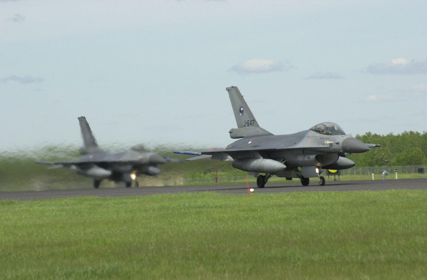 The Netherlands Will Consider the Possibility of Transferring F-16s Jets to Ukraine, Defense Express