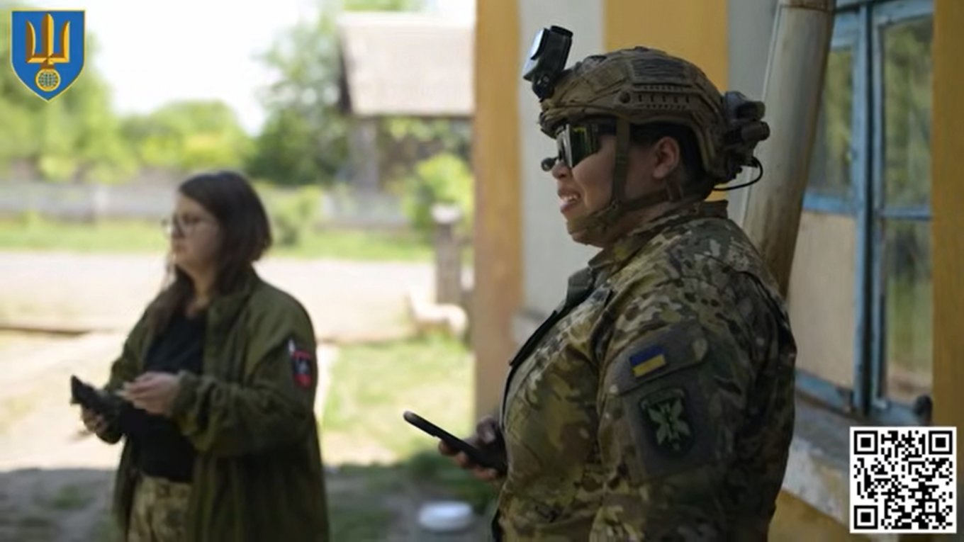 American Frontline Medic Glenna Manchego, BabyDoc, Defends Ukraine Now to Live Here After
