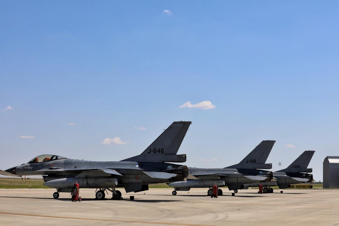 F-16 Training Center in Romania Reaches Full Capacity: Ukrainian Pilots Being Trained, Defense Express