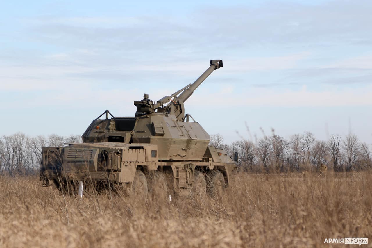 Zuzana 2 self-propelled howitzer fighting in Ukraine