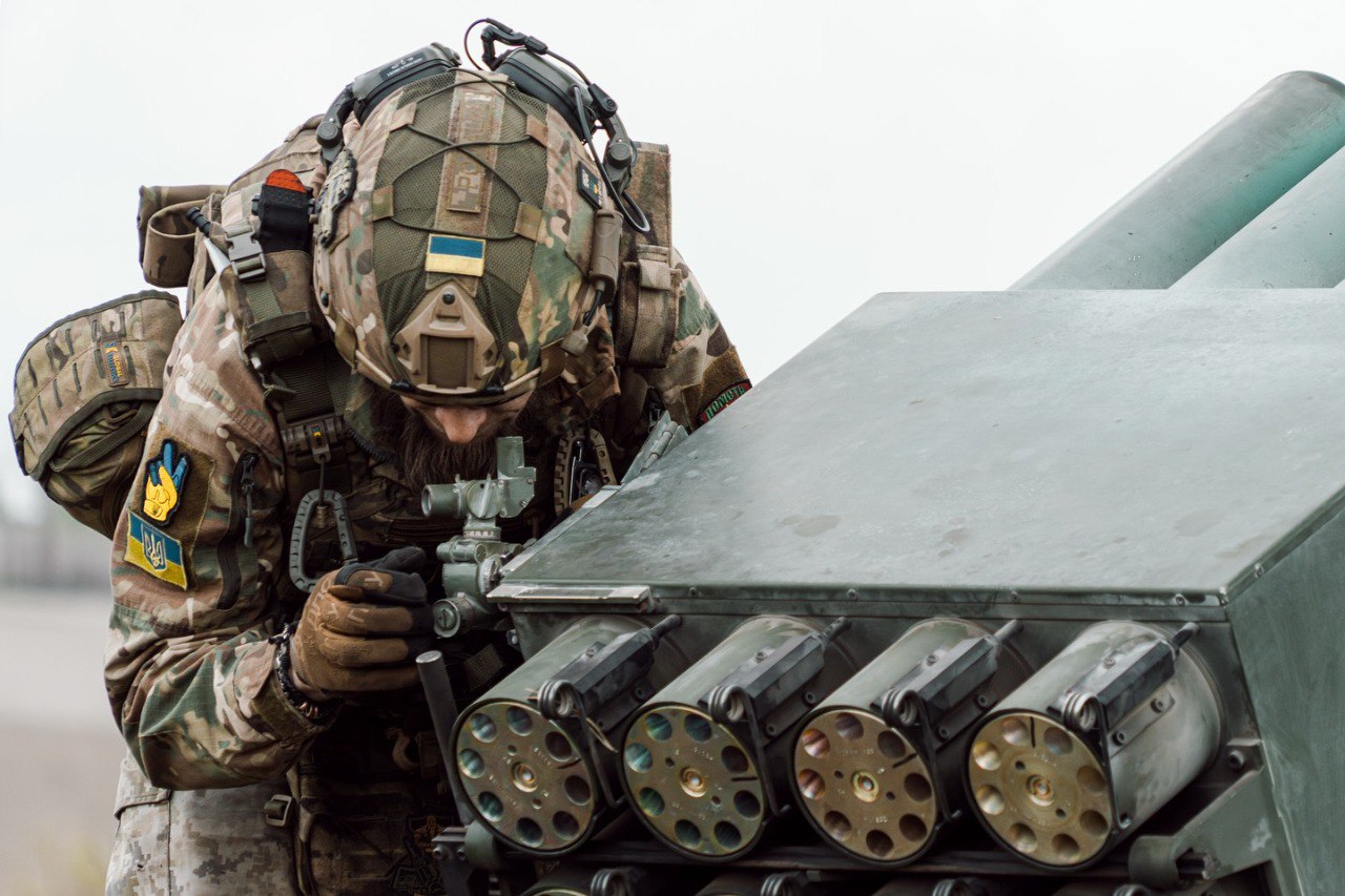 Croatian RAK-SA-12 multiple launch rocket system Defense Express Ukrainian Border Guards Unleash Croatian RAK-SA-12 System to Repel russian Offensives (Photos)