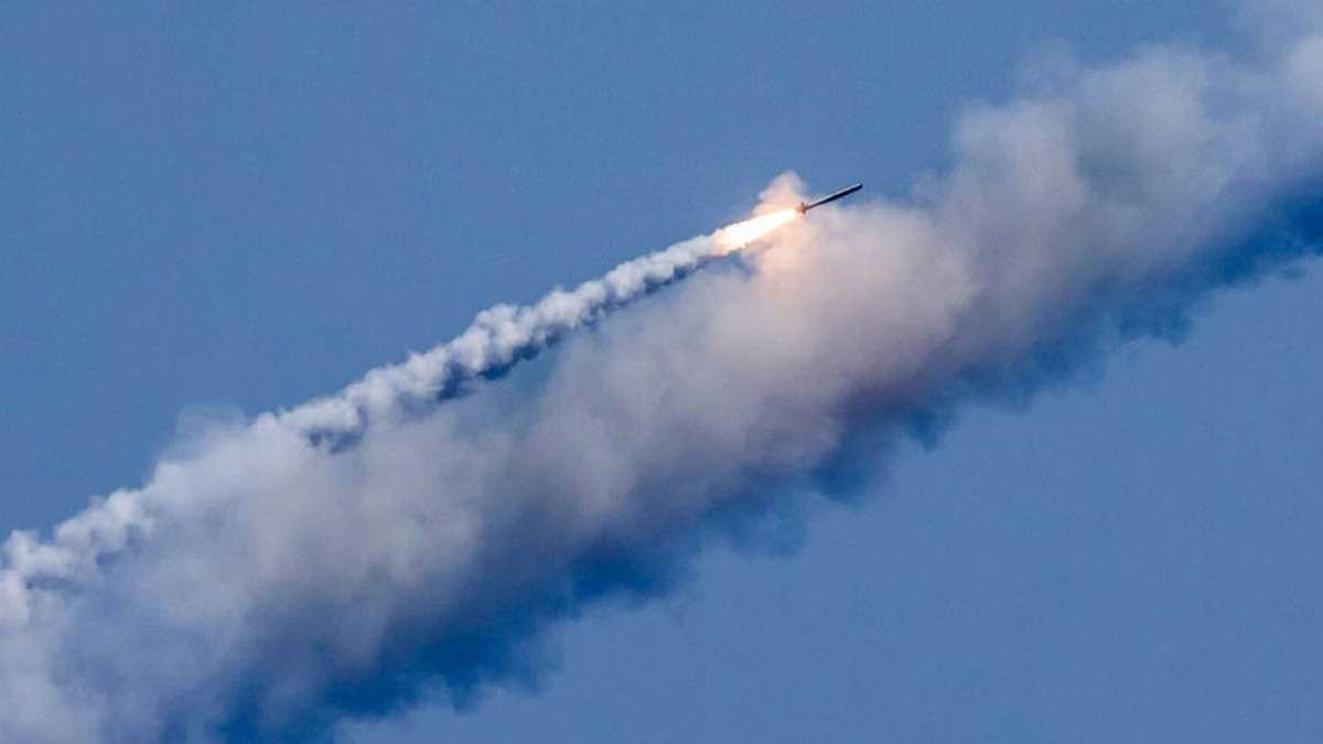 Russian cruise missile shot down over Ukraine, Defense Express, close the sky over Ukraine, war in Ukraine