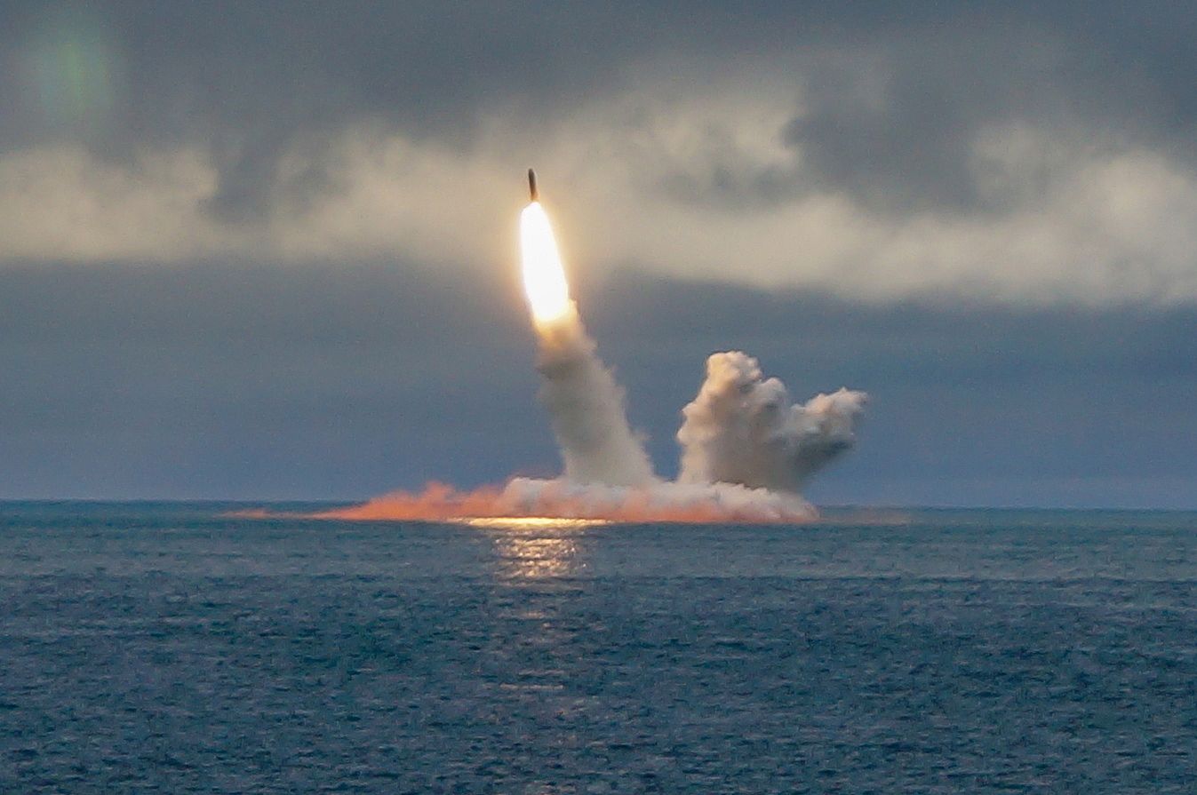 The Bulava ballistic missile, Defense Express