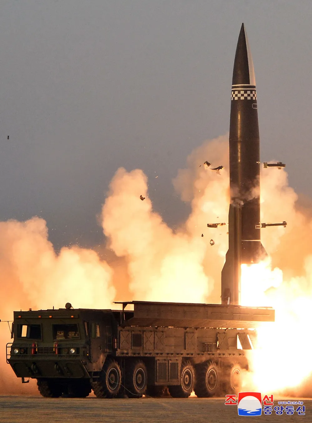 The DPRK Tests Version of the KN-23 with a 4.5-Ton Warhead: Is It a New Threat to Ukraine?, Defense Express